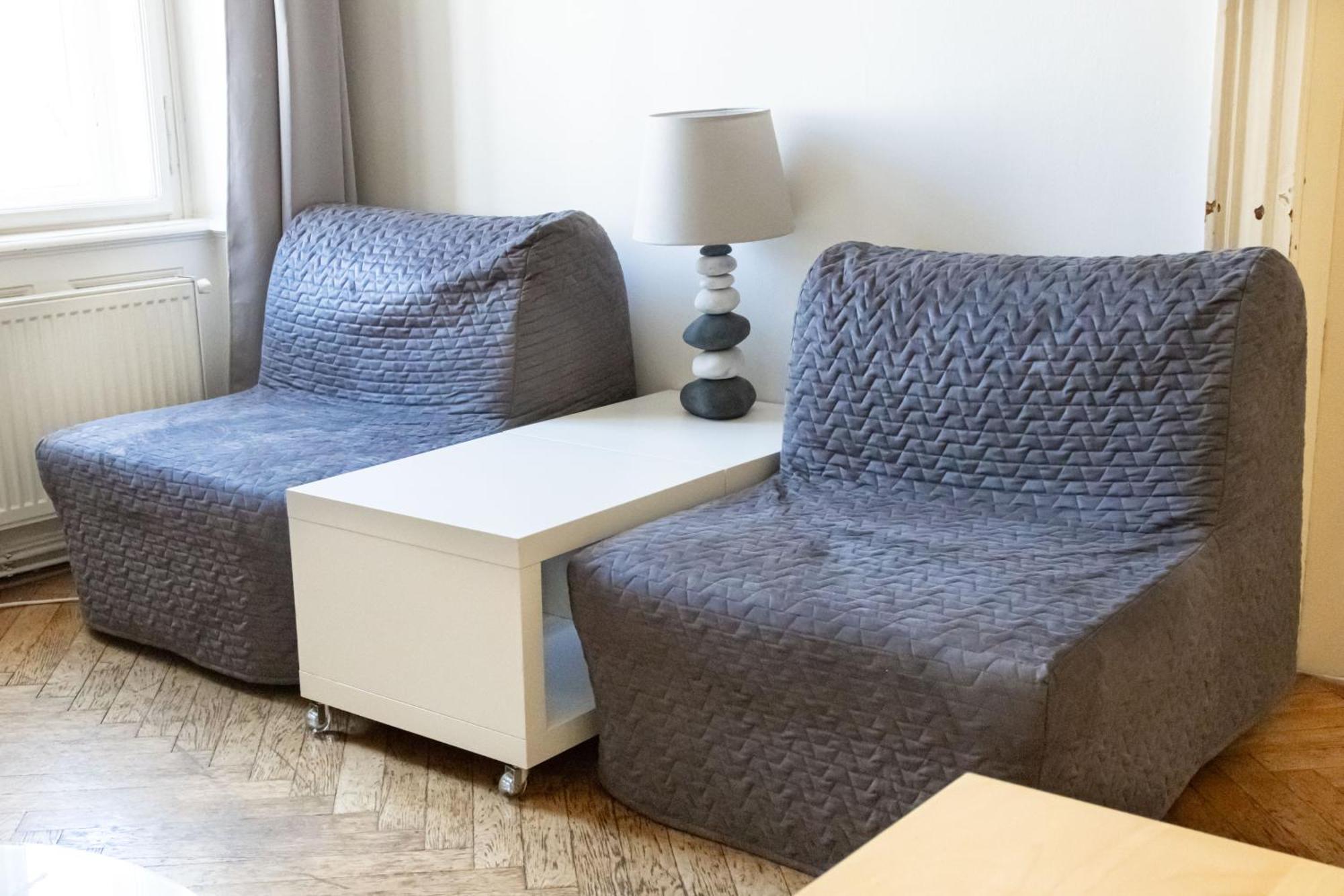 Apartments In Mala Strana - 10 Minutes From Charles Bridge Πράγα Εξωτερικό φωτογραφία