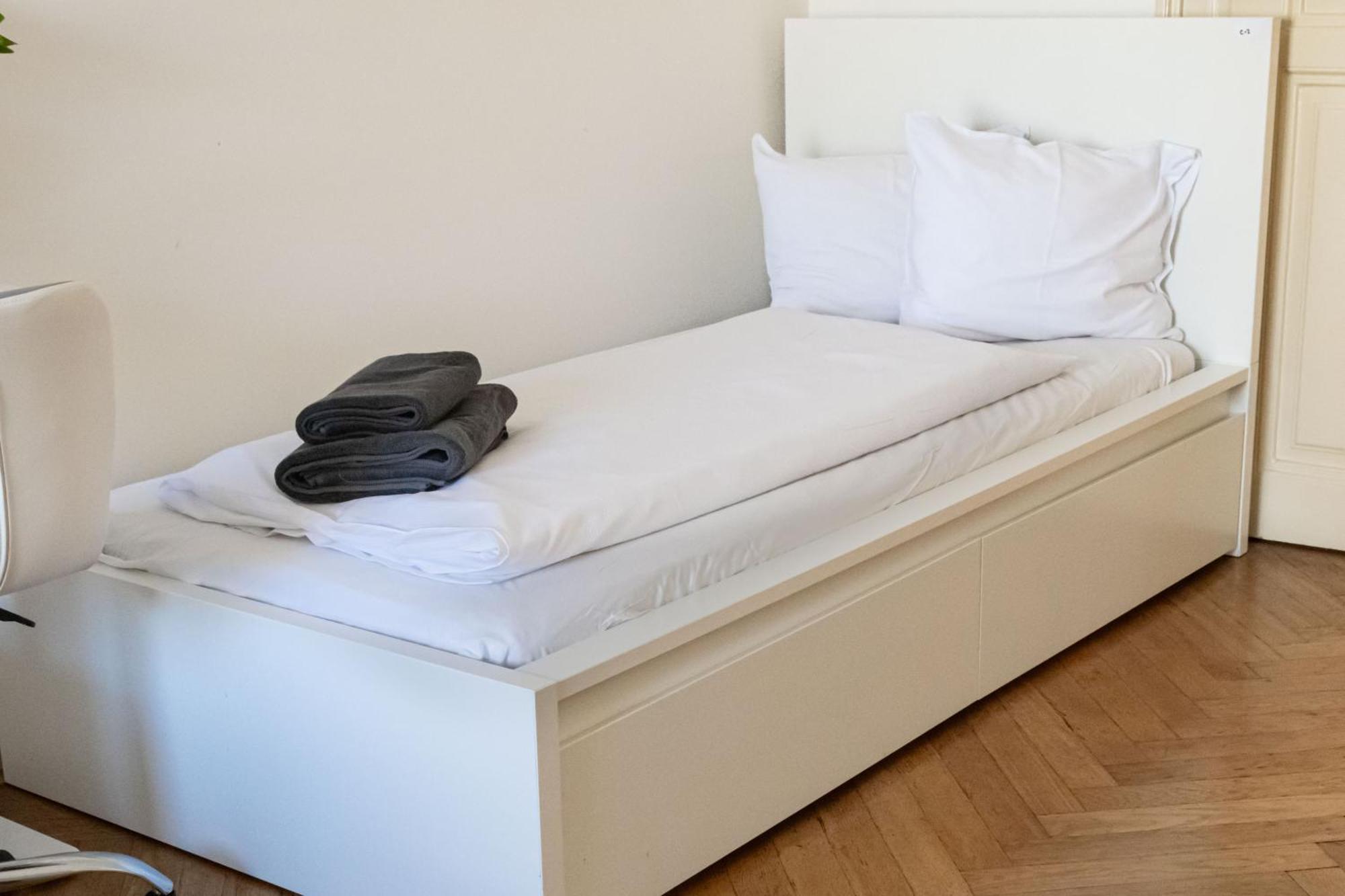 Apartments In Mala Strana - 10 Minutes From Charles Bridge Πράγα Εξωτερικό φωτογραφία