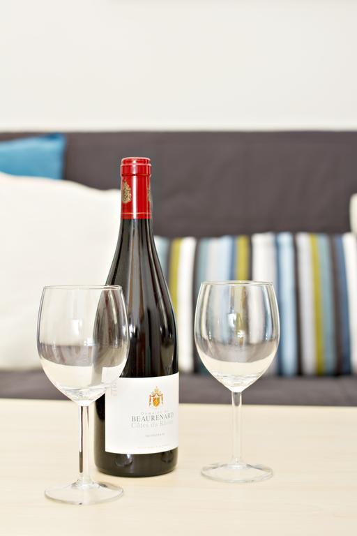 Apartments In Mala Strana - 10 Minutes From Charles Bridge Πράγα Δωμάτιο φωτογραφία